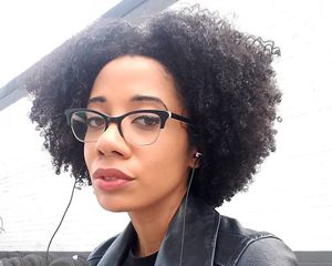 Photo of Eden Stuart with type 4B hair in a wash-and-go style