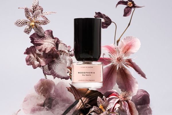 boy smells woodphoria