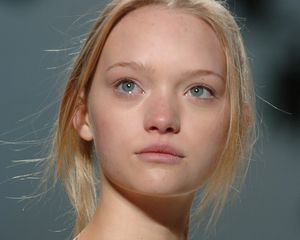 Gemma Ward Crying on the runway