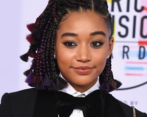 Amanda Stenberg with bobbed purple box braids