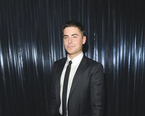 Caesar Haircut Ideas Zac Efron