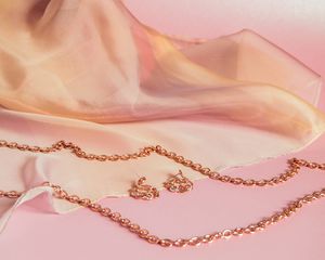 best-gold-jewelry-on-amazon