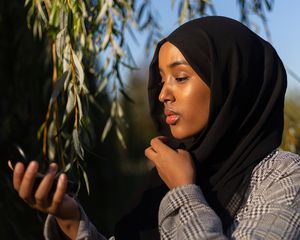 Black woman in hijab
