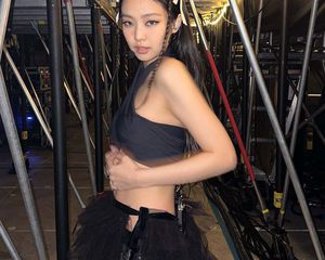 Jennie Kim wearing eye gems 