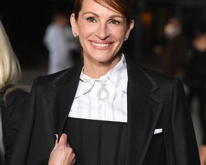 Julia Roberts makeup at Academy Museum Gala 