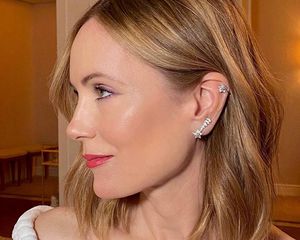 Leslie Mann hair tan trend 