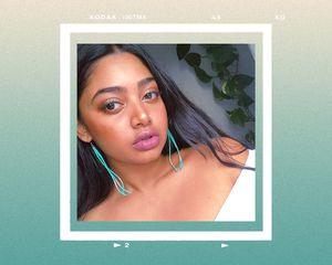 Eyebrow expert Noshin