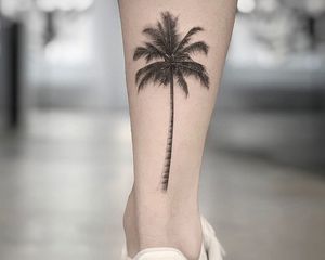 Tree tattoo on a calf
