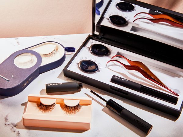 False Lashes Primary