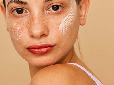 woman with sunscreen