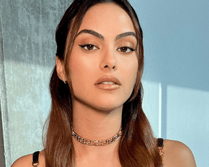 Camila Mendes Do revenge press day